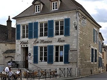 Le Marius Hotel Les Riceys Exterior foto